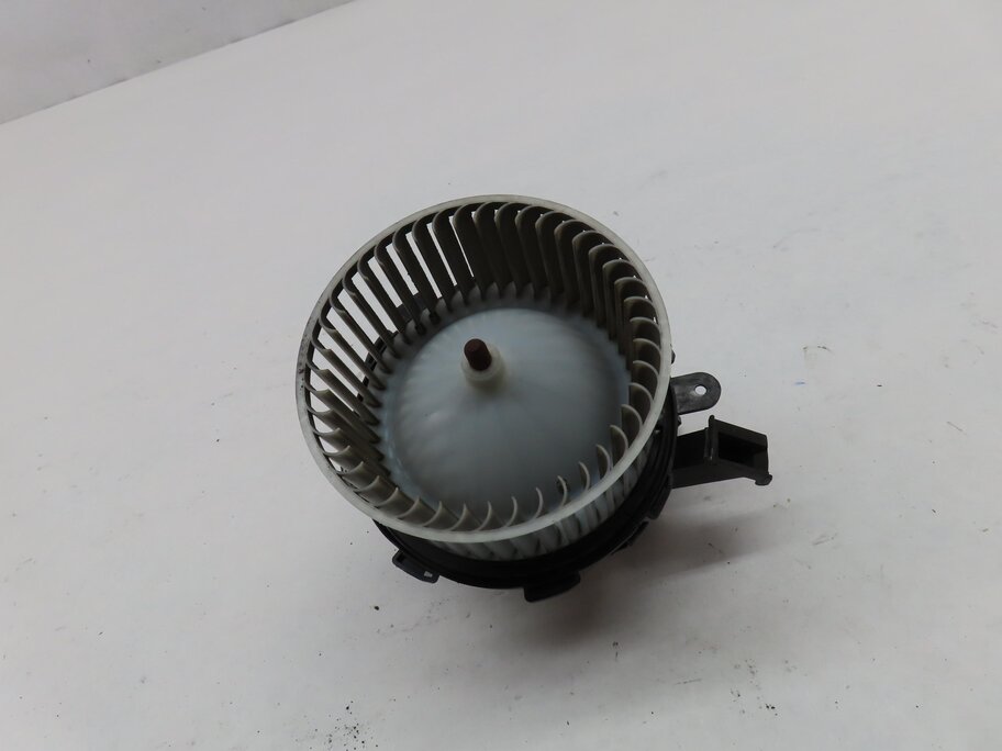 Thumbnail 3: 2013-2017 AUDI A4 S4 A5 S5 Q5 (B8 8K 8T 8R) FRONT HEATER A/C BLOWER FAN MOTOR