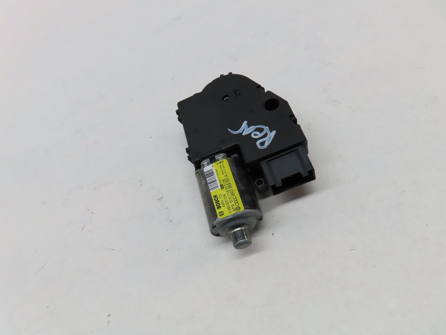 Thumbnail 3: 2008-2016 VW JETTA TIGUAN / AUDI A5 S5 RS5 Q5 (B8 8T 8R) SUNROOF SUN ROOF MOTOR