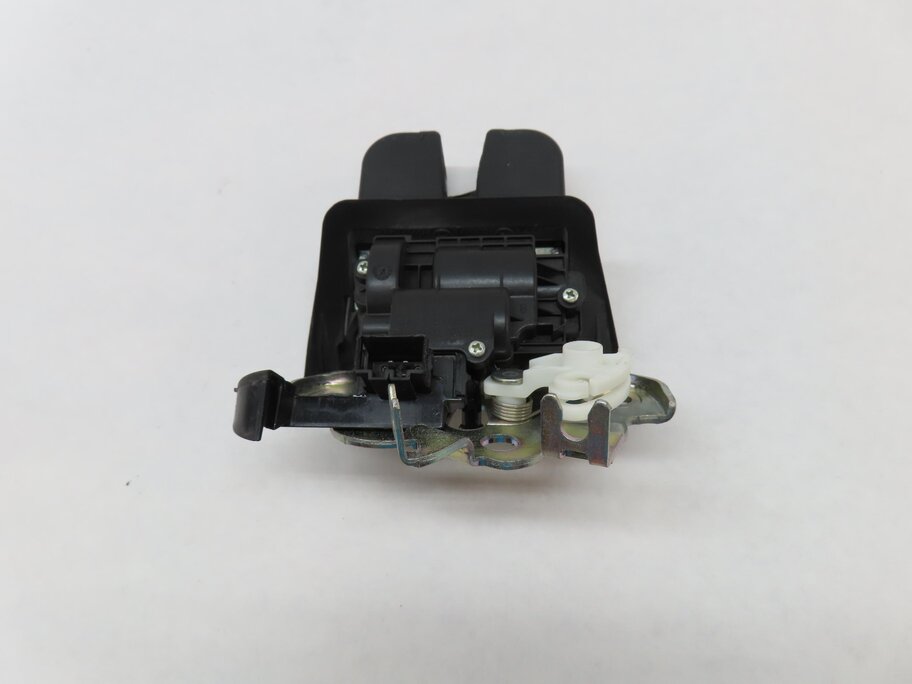 Thumbnail 6: 2013 AUDI Q5 (B8 8R) REAR HATCH TRUNK LOCK LATCH ACTUATOR 8R0827505