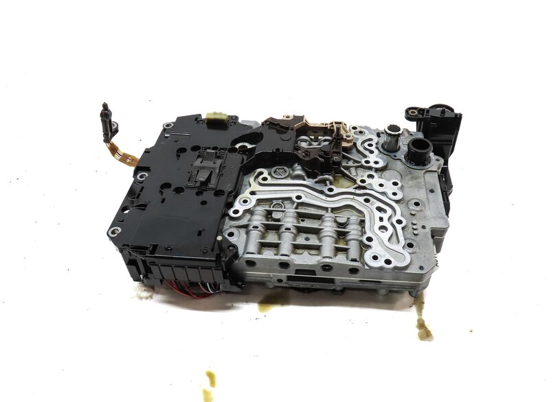 Thumbnail 4: 2013-2017 AUDI Q5 (B8 8R) AWD - 2.0L 8 SPEED AUTO TRANSMISSION VALVE BODY (NTB)