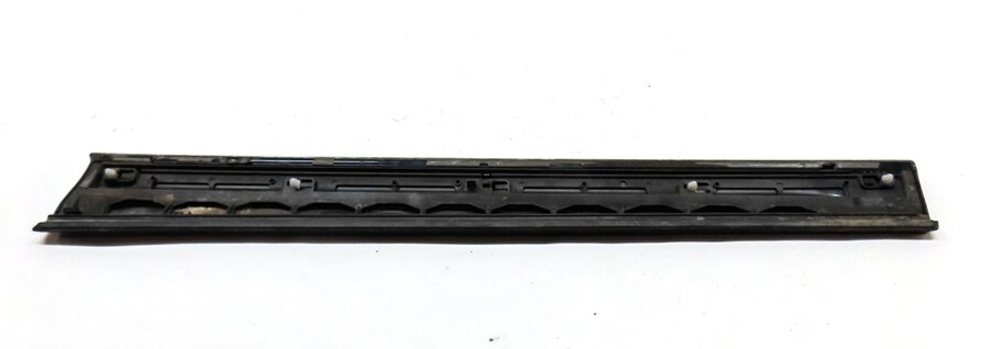 Thumbnail 8: 13-17 AUDI Q5 (B8 8R) FRONT LEFT DRIVER LOWER DOOR MOULDING TRIM PANEL (BLUE)