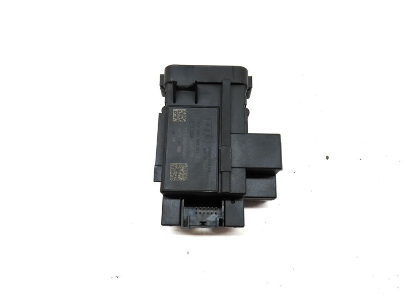 Thumbnail 4: 2013 AUDI Q5 (B8 8R) DASH ENGINE START IGNITION SWITCH KEY FOB READER 8K0909131D