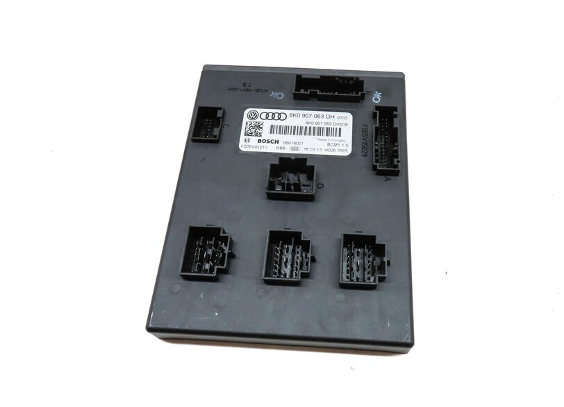 Thumbnail 2: 2013-2017 AUDI Q5 SQ5 (B8 8R) ONBOARD POWER SUPPLY BODY CONTROL MODULE (BCM1)