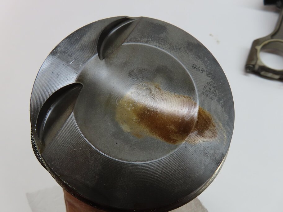 Thumbnail 5: 11-18 VW / AUDI - A3 A4 A5 A6 Q5 TT BEETLE JETTA TIGUAN - 2.0L TURBO PISTON SET4