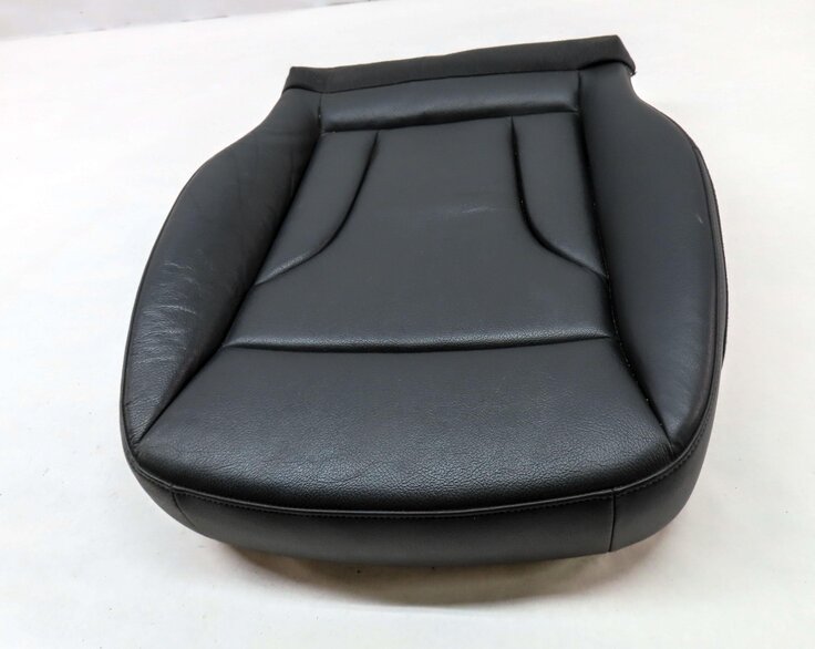 Thumbnail 2: 2013 AUDI Q5 (B8 8R) FRONT RIGHT PASSENGER LOWER HEATED SEAT CUSHION (BLACK FZ)