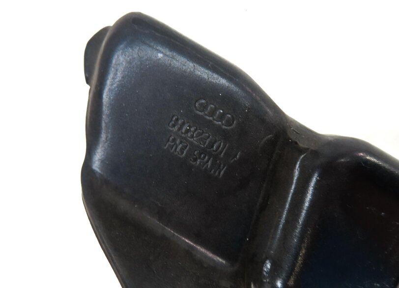 Thumbnail 10: 09-17 AUDI Q5 SQ5 (B8 8R) FRONT LEFT & RIGHT HOOD HINGE SET-2 (MOONLIGHT BLUE)