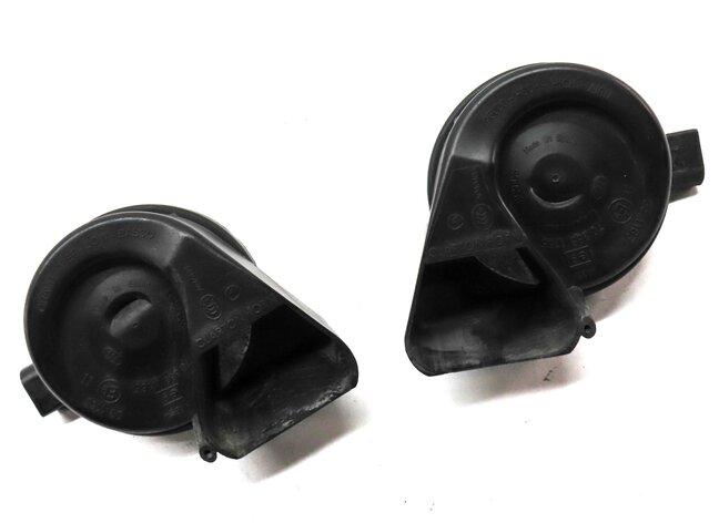 Thumbnail 3: 2008-2017 AUDI A4 A5 S4 S5 Q5 (B8 8K 8R 8T) HIGH & LOW TONE SAFETY HORN SET