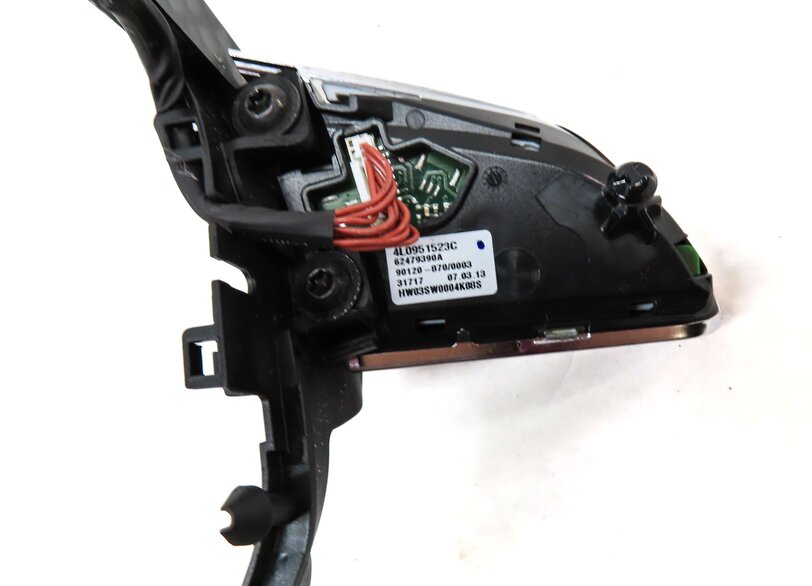 Thumbnail 10: 2013 AUDI Q5 (B8 8R) FRONT LEFT STEERING WHEEL CONTROL SWITCH BUTTON SET2 & TRIM