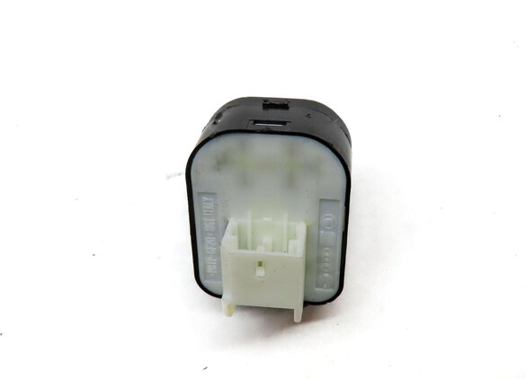 Thumbnail 4: 2013-2017 AUDI A4 S4 RS5 Q5 SQ5 (B8 8K 8T 8R) P-FOLD MIRROR ADJUSTMENT SWITCH