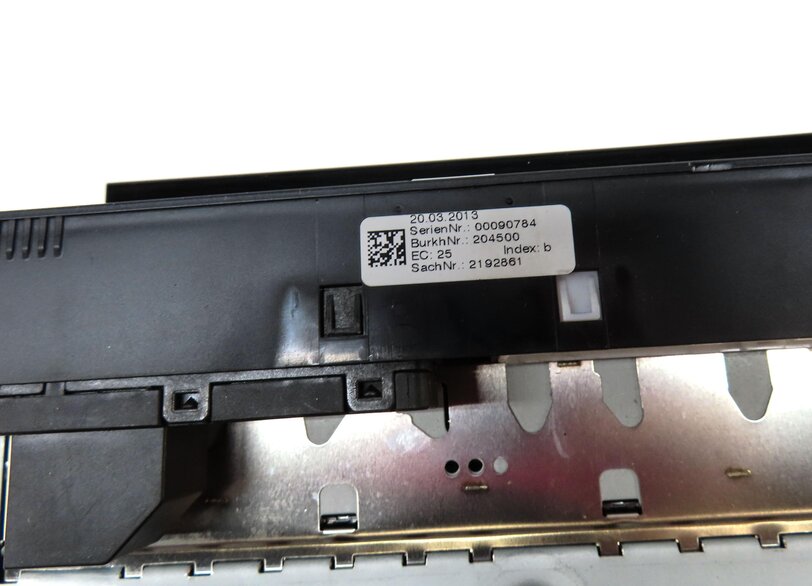 Thumbnail 7: 2013 AUDI Q5 (B8 8R) RADIO STEREO RECEIVER CD SD CARD PLAYER HEAD UNIT (HARMAN)