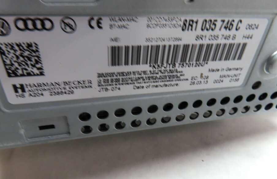 Thumbnail 9: 2013 AUDI Q5 (B8 8R) RADIO STEREO RECEIVER CD SD CARD PLAYER HEAD UNIT (HARMAN)