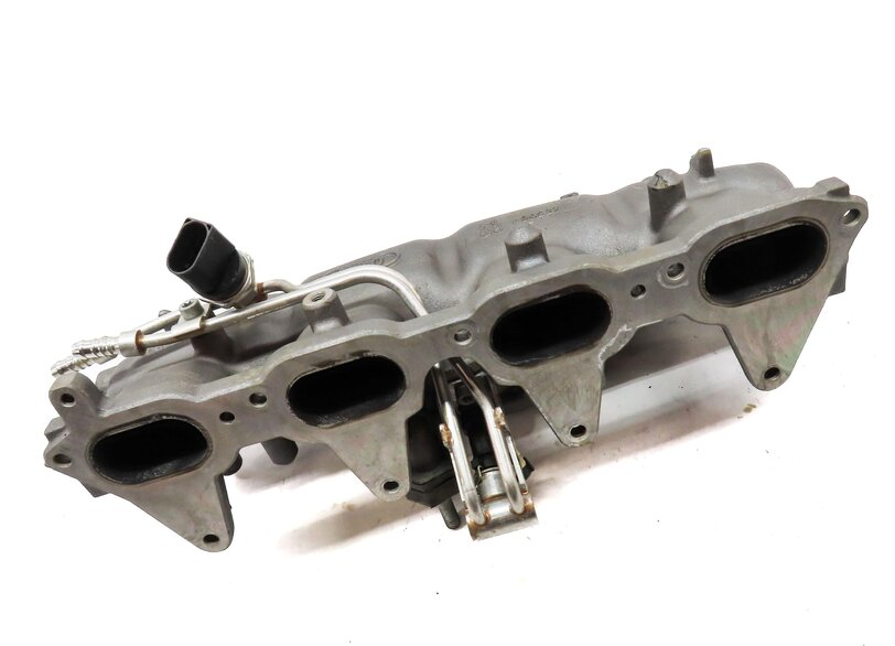Thumbnail 3: 13-14 AUDI A4 A5 ALLROAD Q5 B8 8K 8T 2.0L TURBO ENGINE INTAKE MANIFOLD DIFFUSER