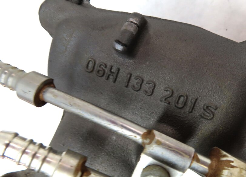 Thumbnail 8: 13-14 AUDI A4 A5 ALLROAD Q5 B8 8K 8T 2.0L TURBO ENGINE INTAKE MANIFOLD DIFFUSER
