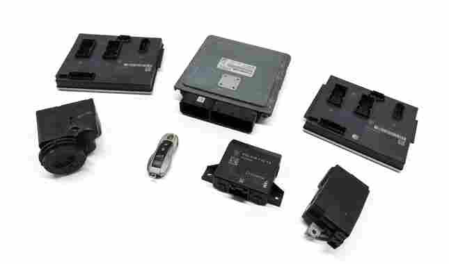 2011 PORSCHE PANAMERA 970 4.8L M48 NON-TURBO BODY ECM LOCK ENGINE MODULE KEY SET