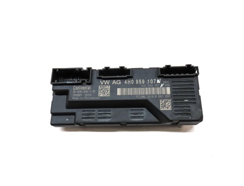 Thumbnail 2: 2011 PORSCHE PANAMERA (958) LIFTGATE HATCH TRUNK OPEN CLOSE CONTROL MODULE