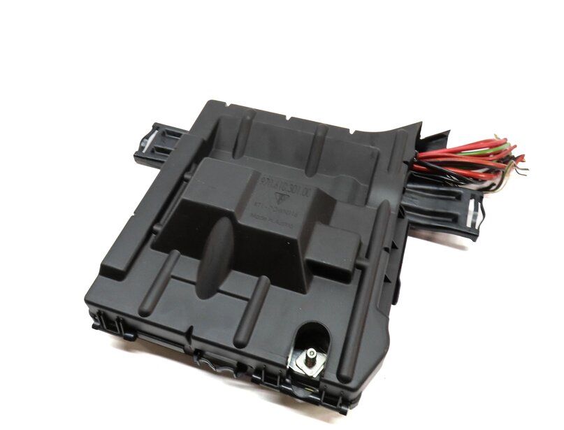 2011 PORSCHE PANAMERA (958) POWER JUNCTION BODY CONTROL MODULE 97061030100