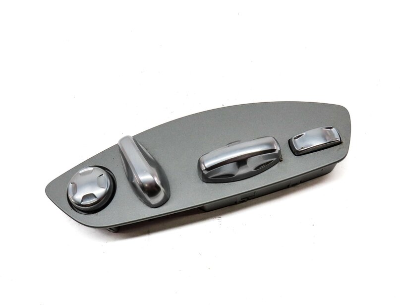 Thumbnail 3: 2011 PORSCHE PANAMERA (958) FRONT RIGHT PASSENGER SEAT ADJUST SWITCH 7PP959748P