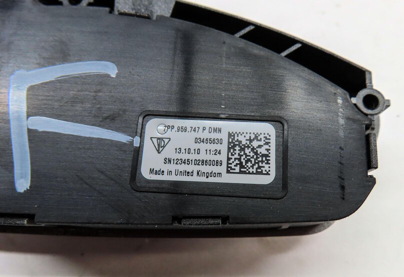 Thumbnail 6: 2011 PORSCHE PANAMERA (958) FRONT LEFT DRIVER SEAT ADJUST SWITCH w/ LUMBAR