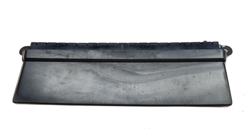 Thumbnail 5: 2011 PORSCHE PANAMERA (958) REAR UPPER CENTER THIRD 3RD BRAKE LIGHT LAMP