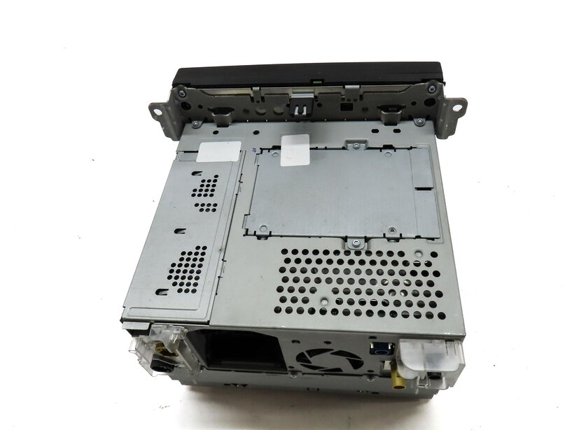 Thumbnail 5: 2011 PORSCHE PANAMERA (958) FRONT NAVIGATION RADIO DISPLAY SCREEN HEAD UNIT