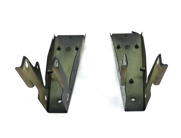 Thumbnail 4: 2011 PORSCHE PANAMERA (958) FENDER J MOUNT BRACKET SET 2 (DARK BLUE METALLIC)