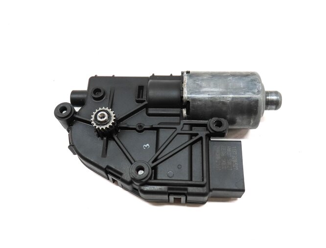 Thumbnail 5: 2010-2016 PORSCHE PANAMERA (970 G1) POWER SUNROOF WINDOW MOTOR
