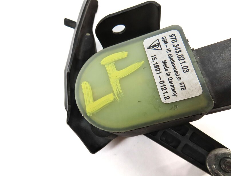 Thumbnail 5: 2011 PORSCHE PANAMERA (958) FRONT LEFT DRIVER SUSPENSION HEIGHT LEVEL SENSOR