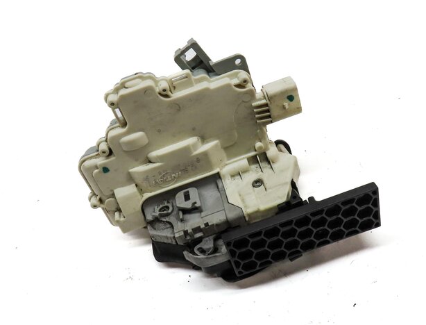 Thumbnail 3: 2010-2019 AUDI / PORSCHE A4 S4 A5 S5 A6 Q3 Q5 Q7 TT 911 - RIGHT FRONT DOOR LATCH