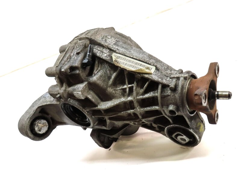 Thumbnail 2: 2010-2016 PORSCHE PANAMERA (970 G1) 3.0L / 4.8L - REAR DIFFERENTIAL GEAR CARRIER