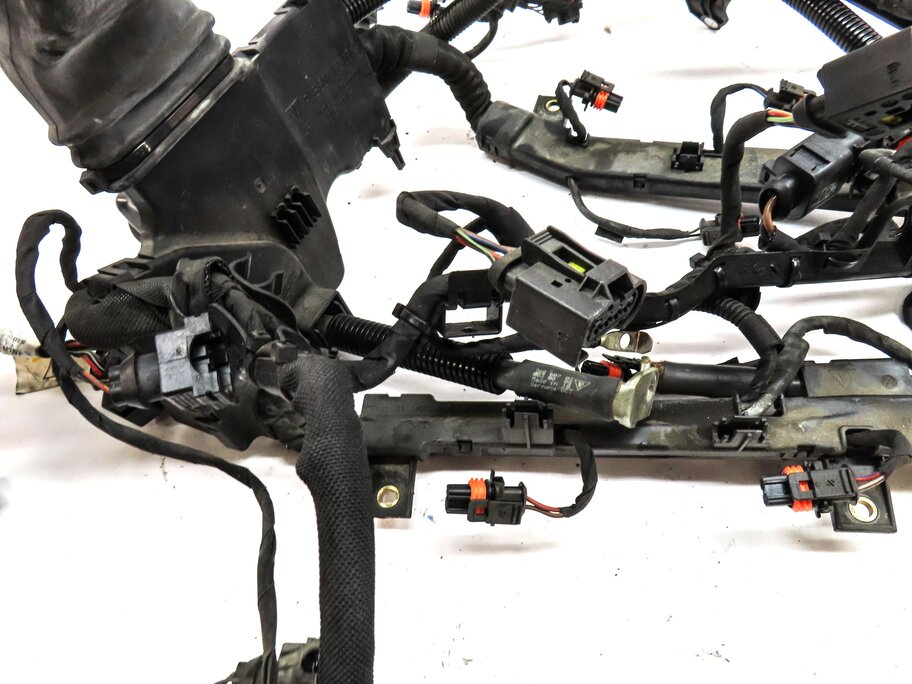 Thumbnail 6: 2011 PORSCHE PANAMERA (958) 4.8L M48 NON-TURBO ENGINE WIRING WIRE HARNESS