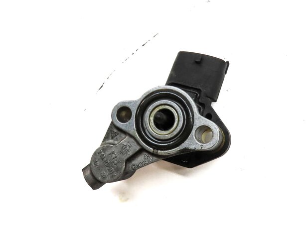 Thumbnail 4: 2011 PORSCHE PANAMERA (958) 4.8L M48 NON-TURBO ENGINE OIL PRESSURE SENSOR