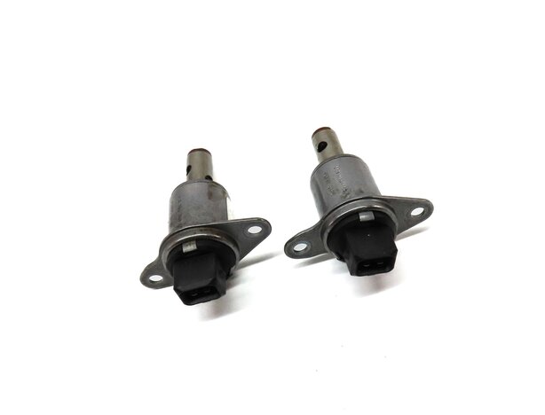 Thumbnail 3: 2011 PORSCHE PANAMERA (958) 4.8L M48 ENGINE CAMSHAFT ADJUSTER SOLENOID SET 2