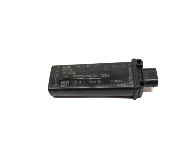 Thumbnail 2: 2011 PORSCHE PANAMERA (958) TIRE PRESSURE MONITORING TPMPS SENSOR ANTENNA