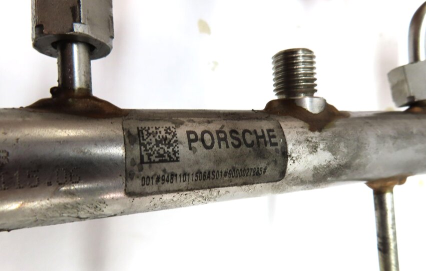 Thumbnail 10: 2011 PORSCHE PANAMERA (958) 4.8L M48 NON-TURBO ENGINE FUEL RAIL w/ LINES