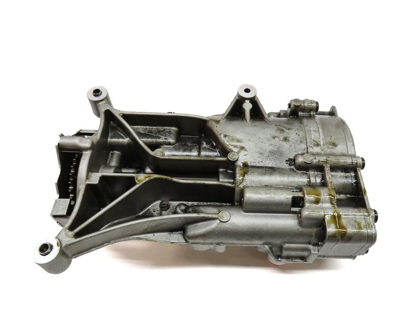 Thumbnail 5: 2011 PORSCHE PANAMERA (958) 4.8L M48 NON-TURBO ENGINE OIL PUMP 9481070132003