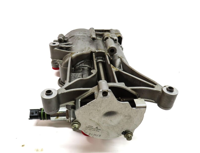 Thumbnail 6: 2011 PORSCHE PANAMERA (958) 4.8L M48 NON-TURBO ENGINE OIL PUMP 9481070132003