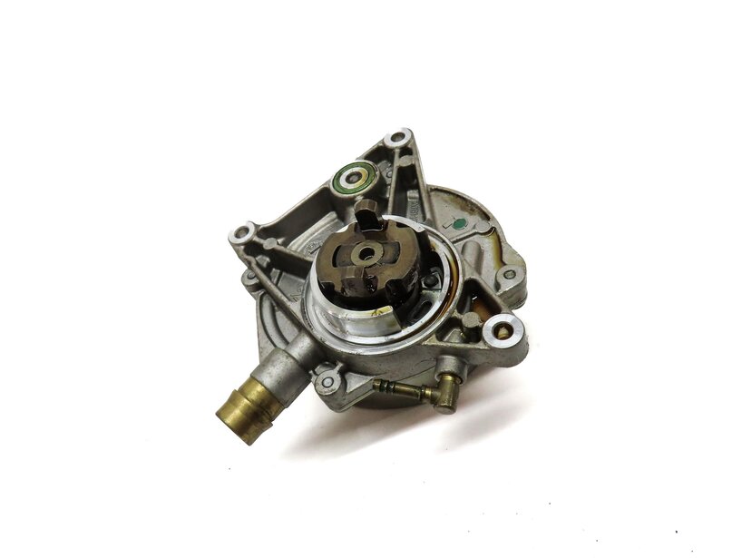 Thumbnail 3: 2011 PORSCHE PANAMERA (958) 4.8L M48 NON-TURBO ENGINE BRAKE VACUUM PUMP