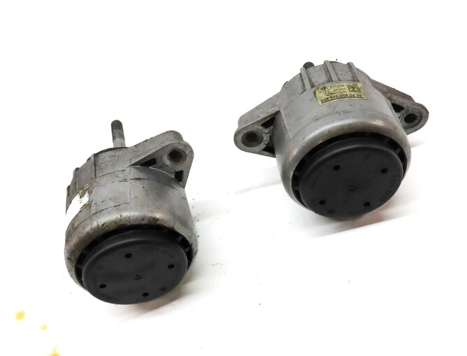 Thumbnail 3: 2011 PORSCHE PANAMERA (958) 4.8L M48 NON-TURBO LEFT & RIGHT ENGINE MOUNT SET 2
