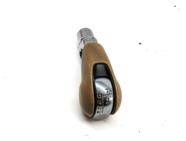 Thumbnail 2: 2011 PORSCHE PANAMERA (958) AUTOMATIC AUTO SHIFTER SHIFT KNOB (BEIGE)