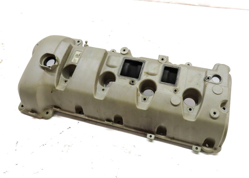 2010-2018 PORSCHE CAYENNE PANAMERA (958 970 G1) 4.8L V8 ENGINE LEFT VALVE COVER