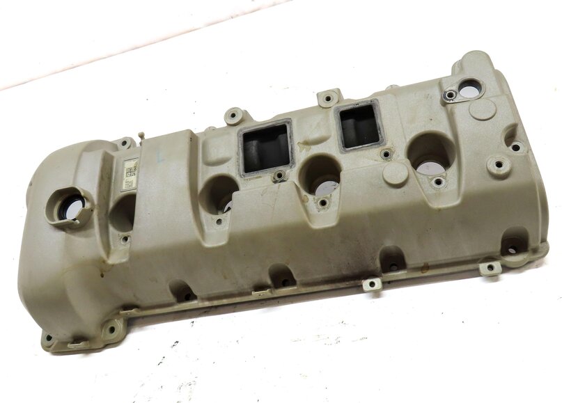 Thumbnail 3: 2010-2018 PORSCHE CAYENNE PANAMERA (958 970 G1) 4.8L V8 ENGINE LEFT VALVE COVER