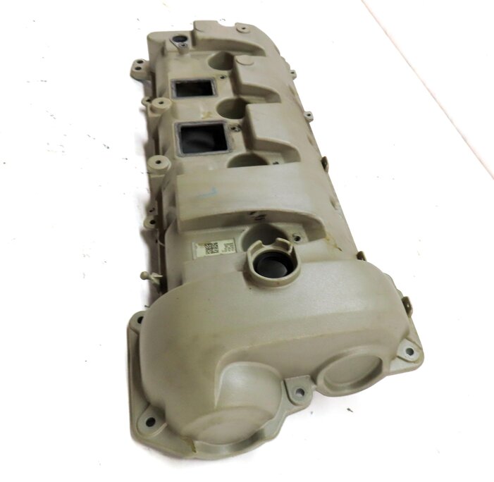 Thumbnail 5: 2010-2018 PORSCHE CAYENNE PANAMERA (958 970 G1) 4.8L V8 ENGINE LEFT VALVE COVER