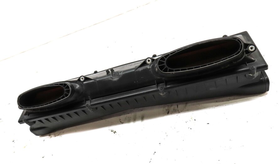 Thumbnail 3: 11-16 PORSCHE PANAMERA (970 G1) 4.8L M48.20 RWD AIR INTAKE FILTER CLEANER BOX
