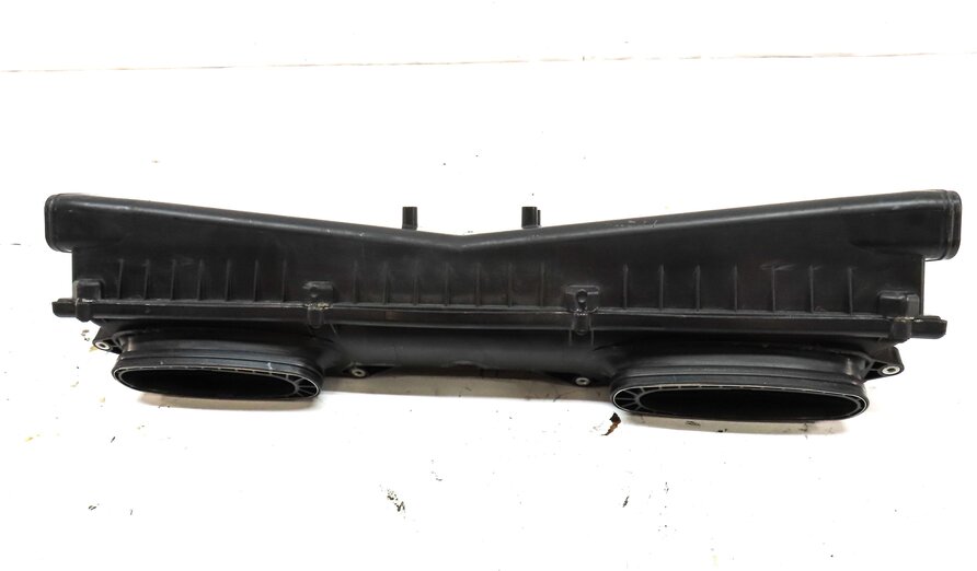 Thumbnail 5: 11-16 PORSCHE PANAMERA (970 G1) 4.8L M48.20 RWD AIR INTAKE FILTER CLEANER BOX