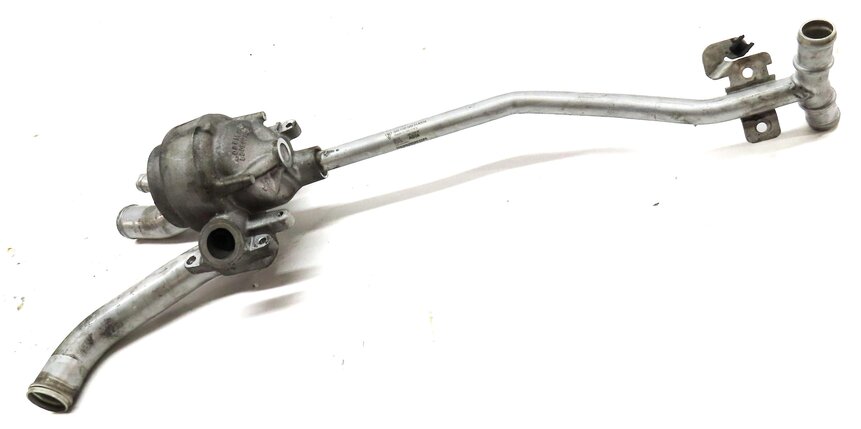 Thumbnail 3: 2011 PORSCHE PANAMERA (958) 4.8L M48 NON-TURBO ENGINE THERMOSTAT HOUSING
