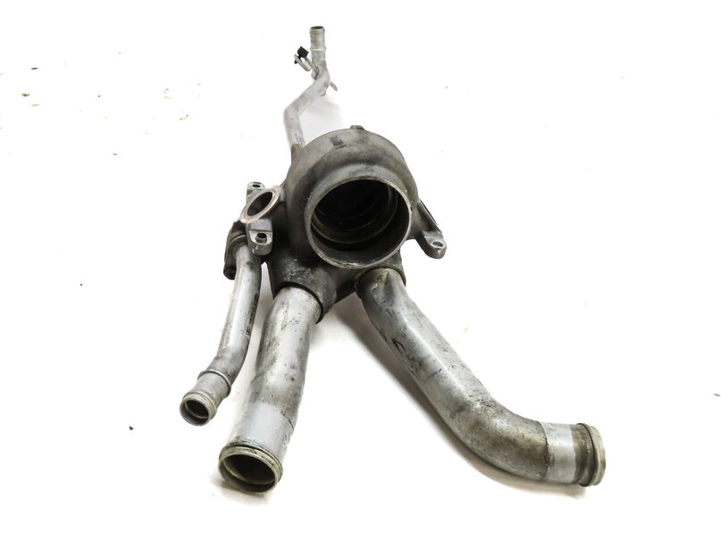 Thumbnail 6: 2011 PORSCHE PANAMERA (958) 4.8L M48 NON-TURBO ENGINE THERMOSTAT HOUSING