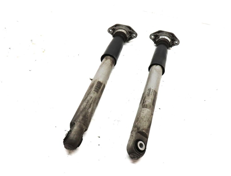 2011 PORSCHE PANAMERA (958) RWD REAR LEFT & RIGHT STANDARD SHOCK STRUT SET 2