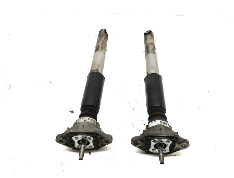 Thumbnail 4: 2011 PORSCHE PANAMERA (958) RWD REAR LEFT & RIGHT STANDARD SHOCK STRUT SET 2
