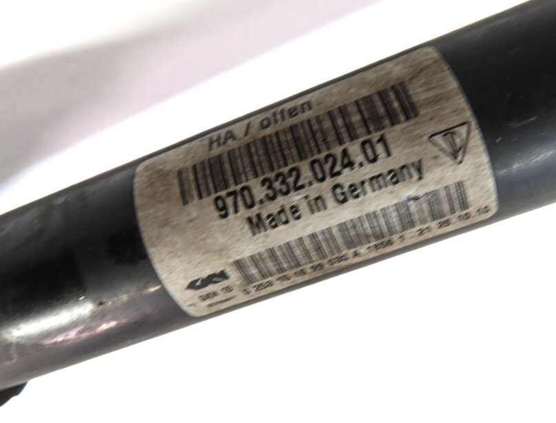 Thumbnail 6: 2010-2013 PORSCHE PANAMERA (970 G1) LEFT DRIVER REAR AXLE SHAFT w/ KNUCKLE