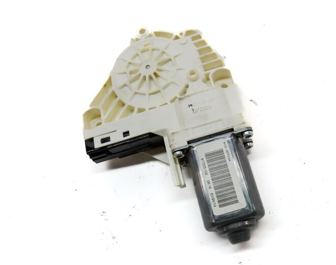 Thumbnail 3: 2010-2016 LR4 RANGE ROVER SPORT (L320) RIGHT FRONT PASSENGER POWER WINDOW MOTOR